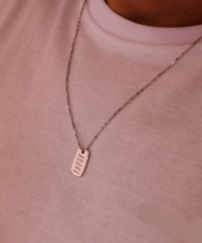 Colar Personalizado com Gravação Livre | Pingente Retangular + Corrente Tijolinho